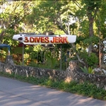 3 Dives ~ the best granny sauce on the island