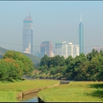 石上河北望深圳