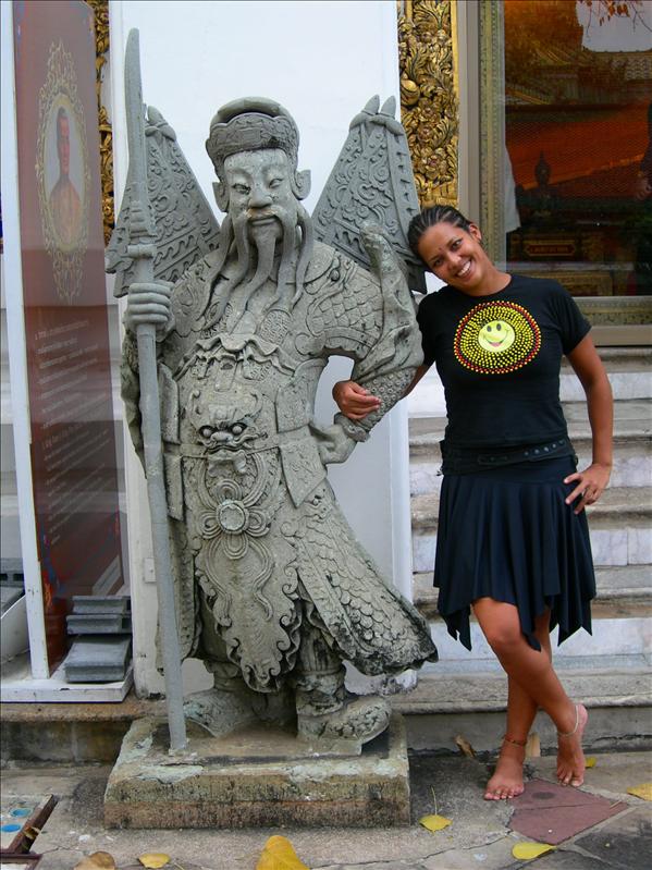 warrior and me at Wat Po