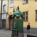 Phone house