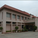 Country_Club_Eros_Regency_New_Delhi.JPG