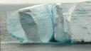 Link to: Iceberg Collapsing everyday : see some videos / Tous les jours des icebergs s'effondrent : regardez ces vidéos