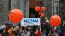Synopsis(Montréal, le 19 Mars 2009) - Les représentants de syndicats et associations de professeur-es de nombreuses universités ont parlé d'une seule et même voix ce midi : ils ont donné leur appui Link to: Les professeurs de l'UQAM en grève