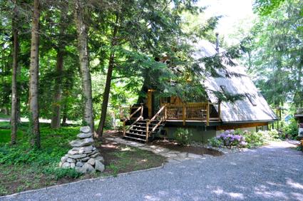 FRONT DRIVEWAY SIDE