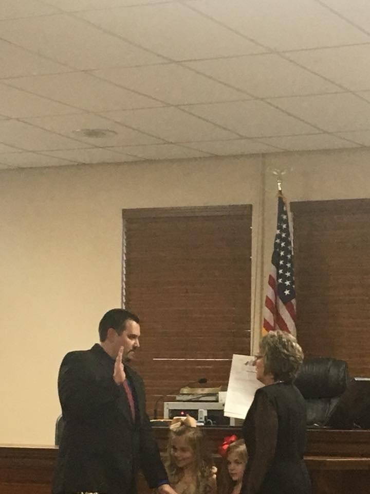 Joe Don McGaugh installed as Associate Judge in Carroll County | KMZU