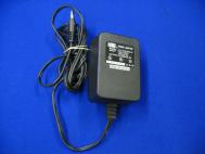 YHI YC-1018-S05-U 5V 2.5A AC Adapter Power Supply