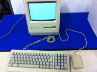 Apple Macintosh Plus Vintage Desktop Computer 1MB RAM M0001A Mac Plus