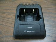Motorola NTN7160A Two-Way Radio Battery Charger