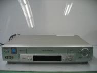 Sony SLV-N81 Video Cassette Recorder Player VCR