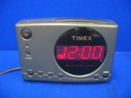 Timex T138B AM/FM Alarm Clock Message Recorder