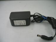 DVE DVS-120A13FJP Switching AC Adapter 100-240V 50/60Hz .7A AC +12V 1.3A DC