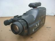 Realistic 16-826 Moviecorder Model 151 Camcorder 8x Zoom High Definition CCD