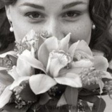 Erin_flowers.large