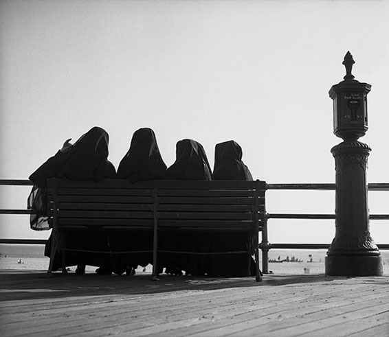 Sisterhood Girlfriends, 1989.