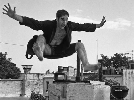 Roof_jump_crop