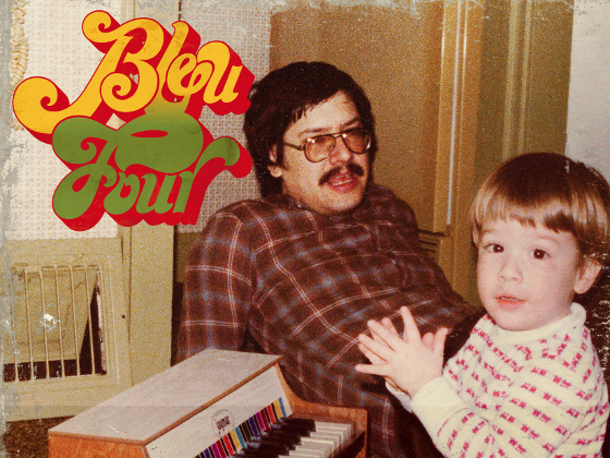 Bleu_four_cover_560x420