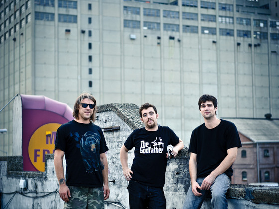 Photo-full