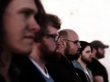 Photo-small