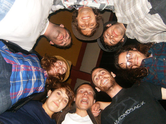 Photo-full
