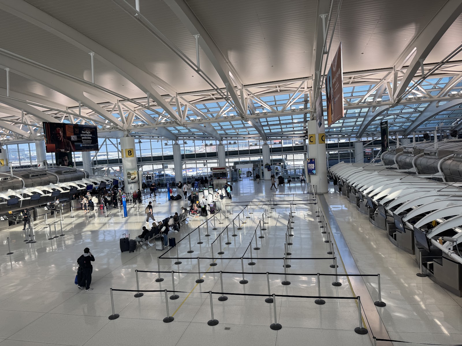 John F. Kennedy International Airport (JFK)