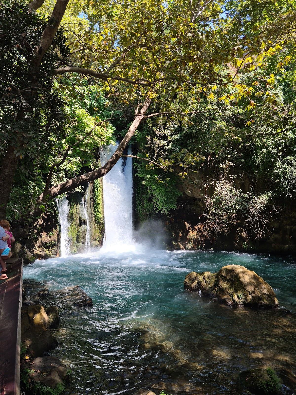 Banias Fall parking
