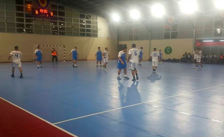 Balonmano camina a la medalla
