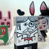 Papertoyshow_opt_m