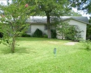 Lakefront Cottage - Laguna Park