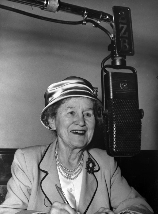 Aunt Daisy - http://natlib.govt.nz/records/23043179