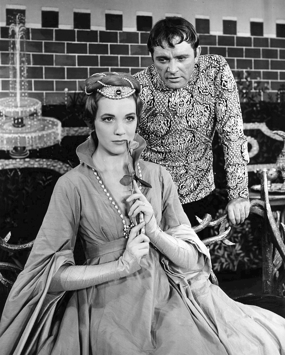 The Untold Story Of The Camelot By The Sea Deaths - 4cgk5ew