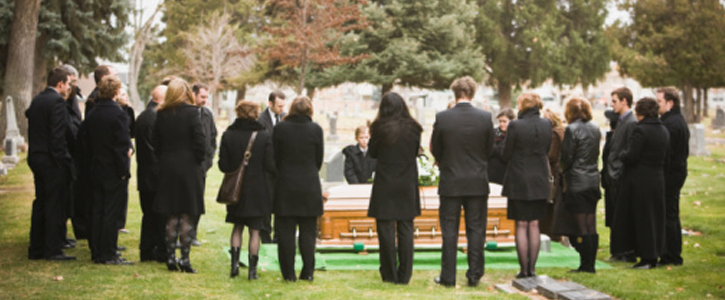 Le-family-death_thumbnail