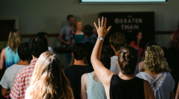 Southern Baptists report more churches in 2016; baptisms, membership decline