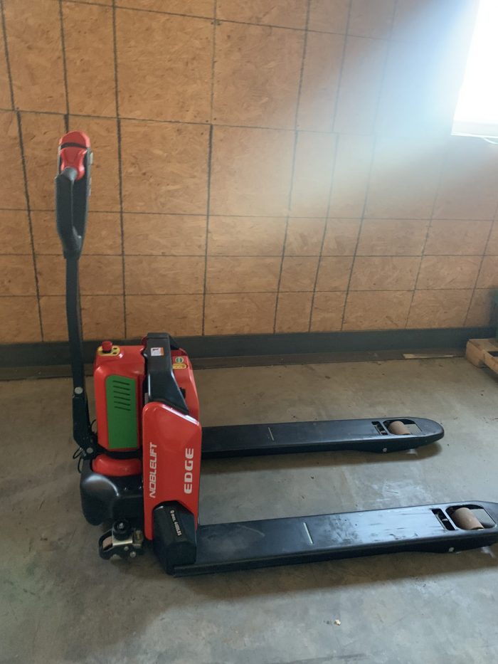 Noblelift Edge, 4,500 lbs. Electric Pallet Jack Sugar Creek Enterprises