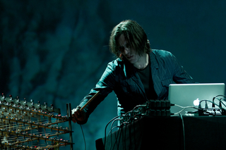 Christian Fennesz performing in Lisbon. Photo: Luis Martins