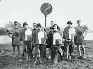 Kindred of the Kibbo Kift: Angus McBean Body of Gleemen and Gleemaidens, Gleemote, 1929. Stanley Dixon Collection, thanks to Gill Dixon. Courtesy of Tim Turner