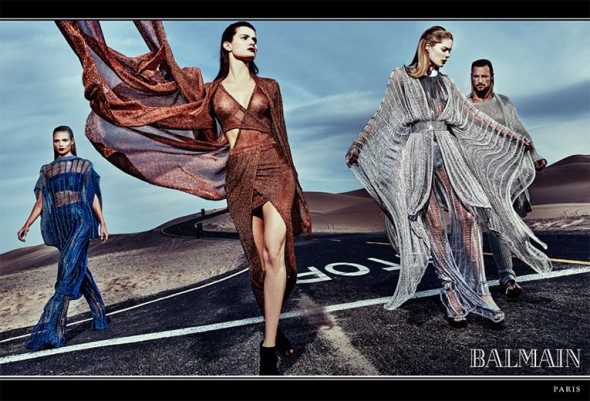 Transparência no tricô e tudo o mais 110117-balmain-isabeli-fontana-02