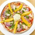 Chicken-and-mango-pizza