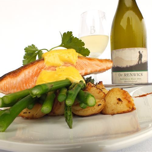 Bailies Bar and Restaurant