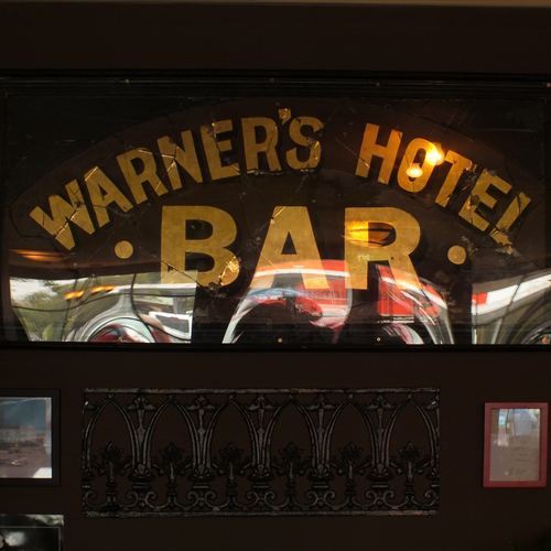 Bailies Bar and Restaurant