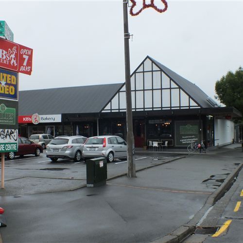 Bailies Bar and Restaurant