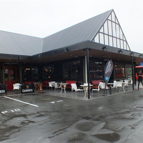 Bailies Bar and Restaurant