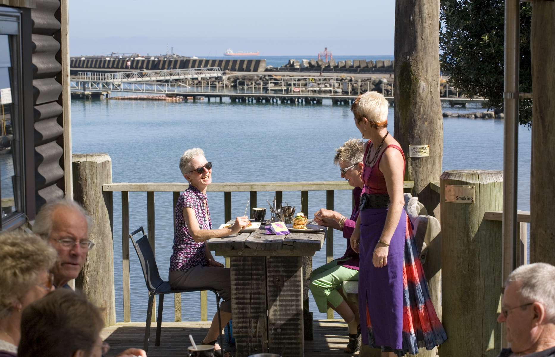 K%20&%20j%20on%20deck_1866x1200