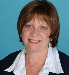 Evelyn Gray