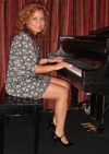 Rosa Ruales