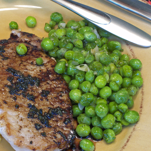 Peas with Garlic and Thyme Image