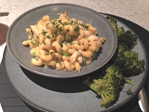 Green Chile Chicken Macaroni and Cheese Image