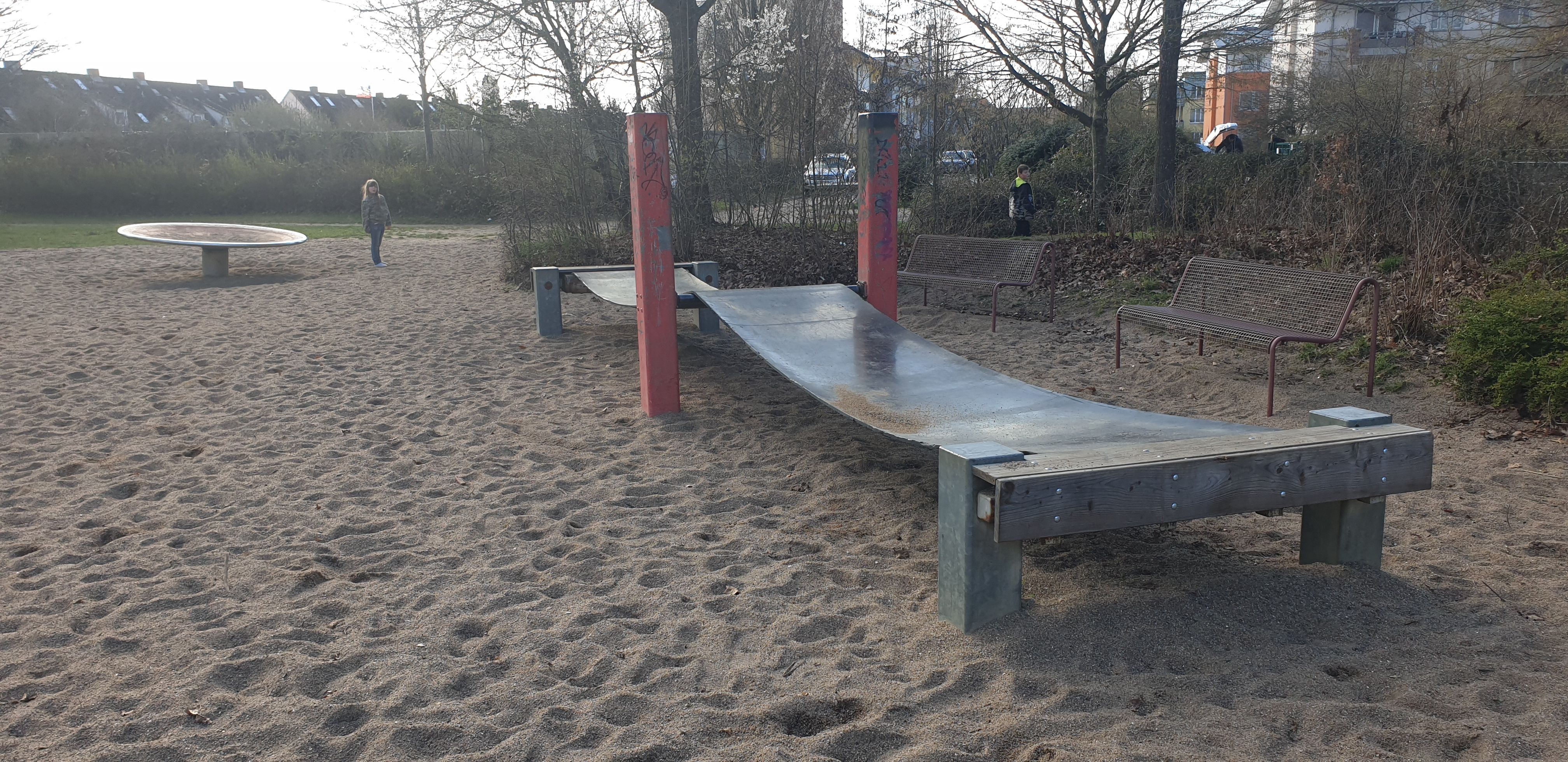 Spielplatz Eisenstrasse image