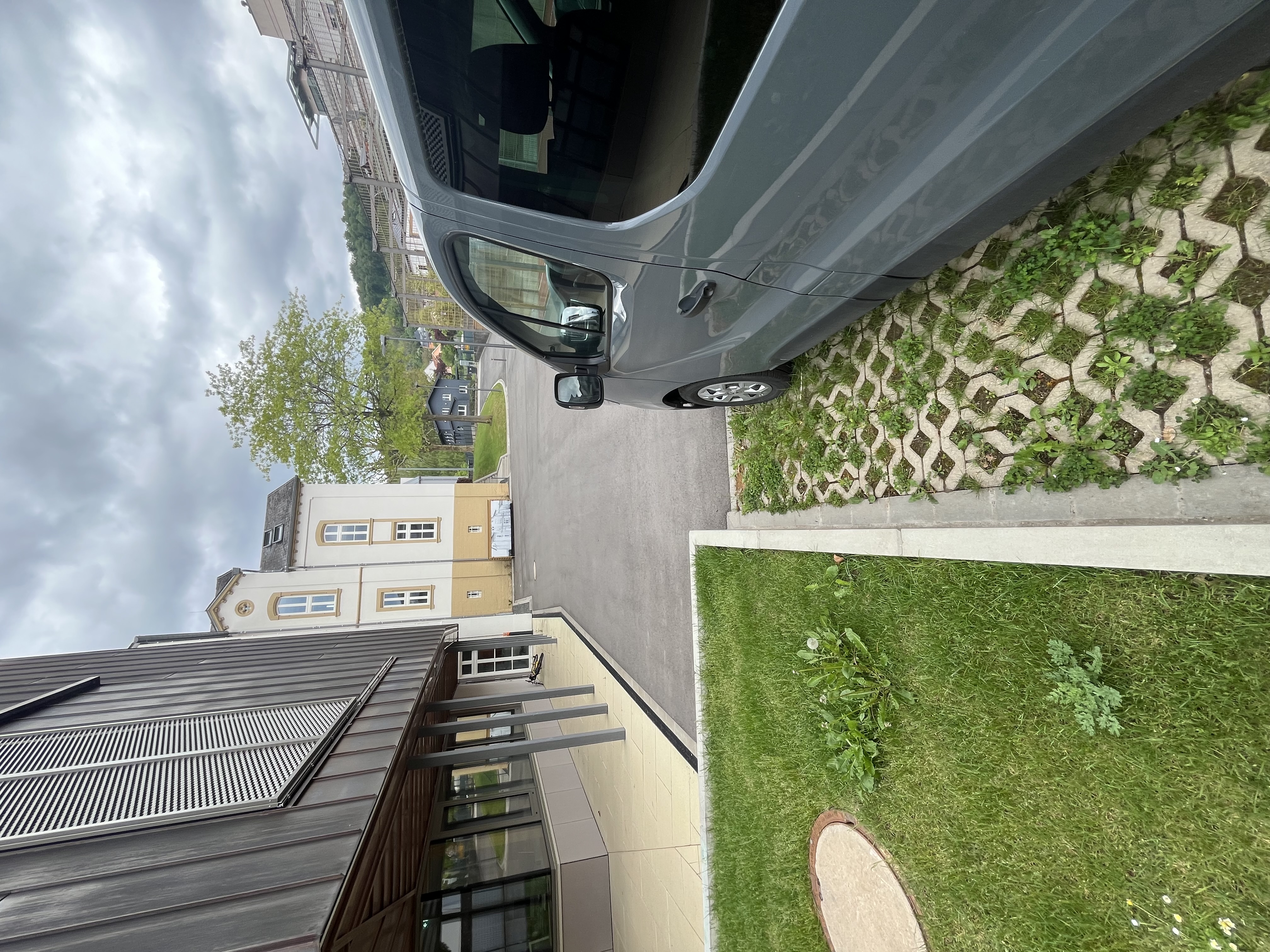 Jugendhaus an der Sonne image