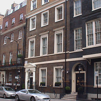 Disraeli in Curzon Street