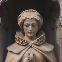 Mary Queen of Scots statue